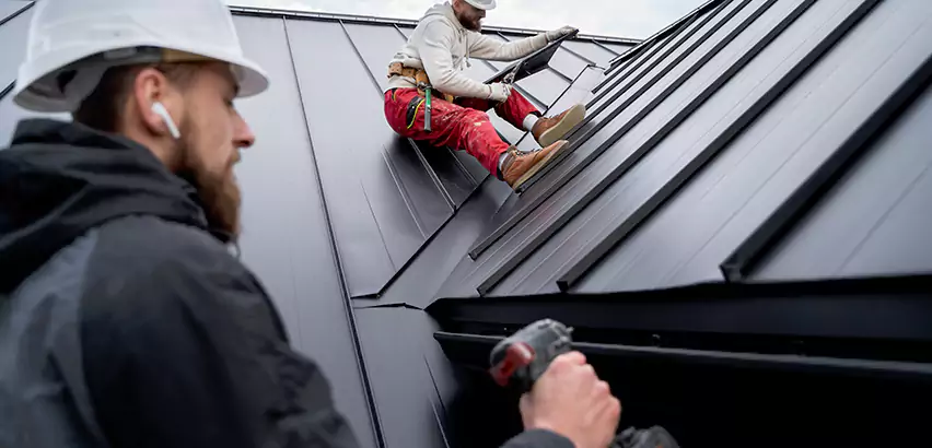 Professional Gutter Repair Services in Crystal Lake, IL
