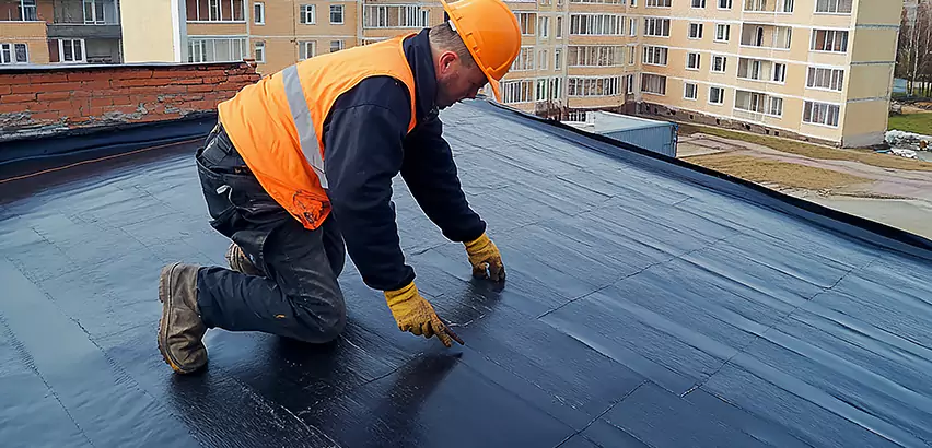 Professional TPO Roof Replacement Services in Crystal Lake, IL