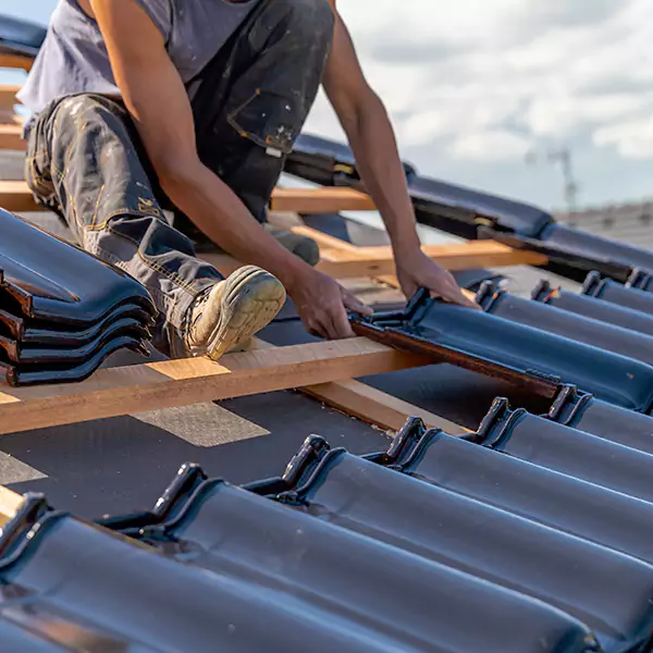 Why Crystal Lake Homeowners Choose Crystal Lake Roofing Pro for Roof and Gutter Repair?